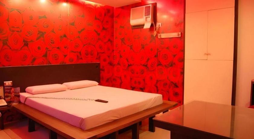Hotel Sogo Tarlac Екстер'єр фото