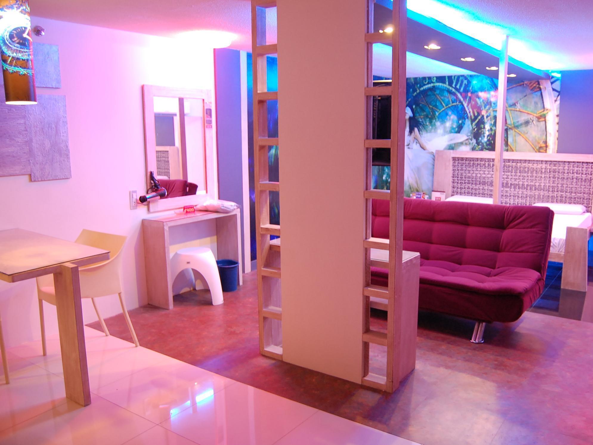 Hotel Sogo Tarlac Екстер'єр фото