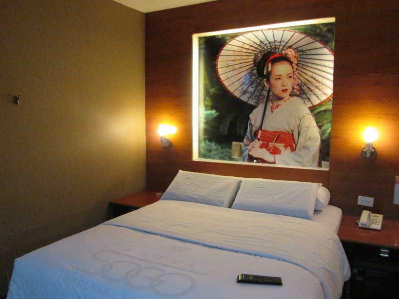 Hotel Sogo Tarlac Екстер'єр фото
