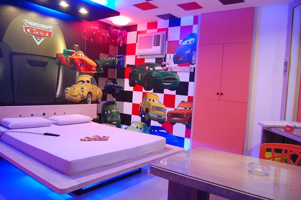 Hotel Sogo Tarlac Екстер'єр фото