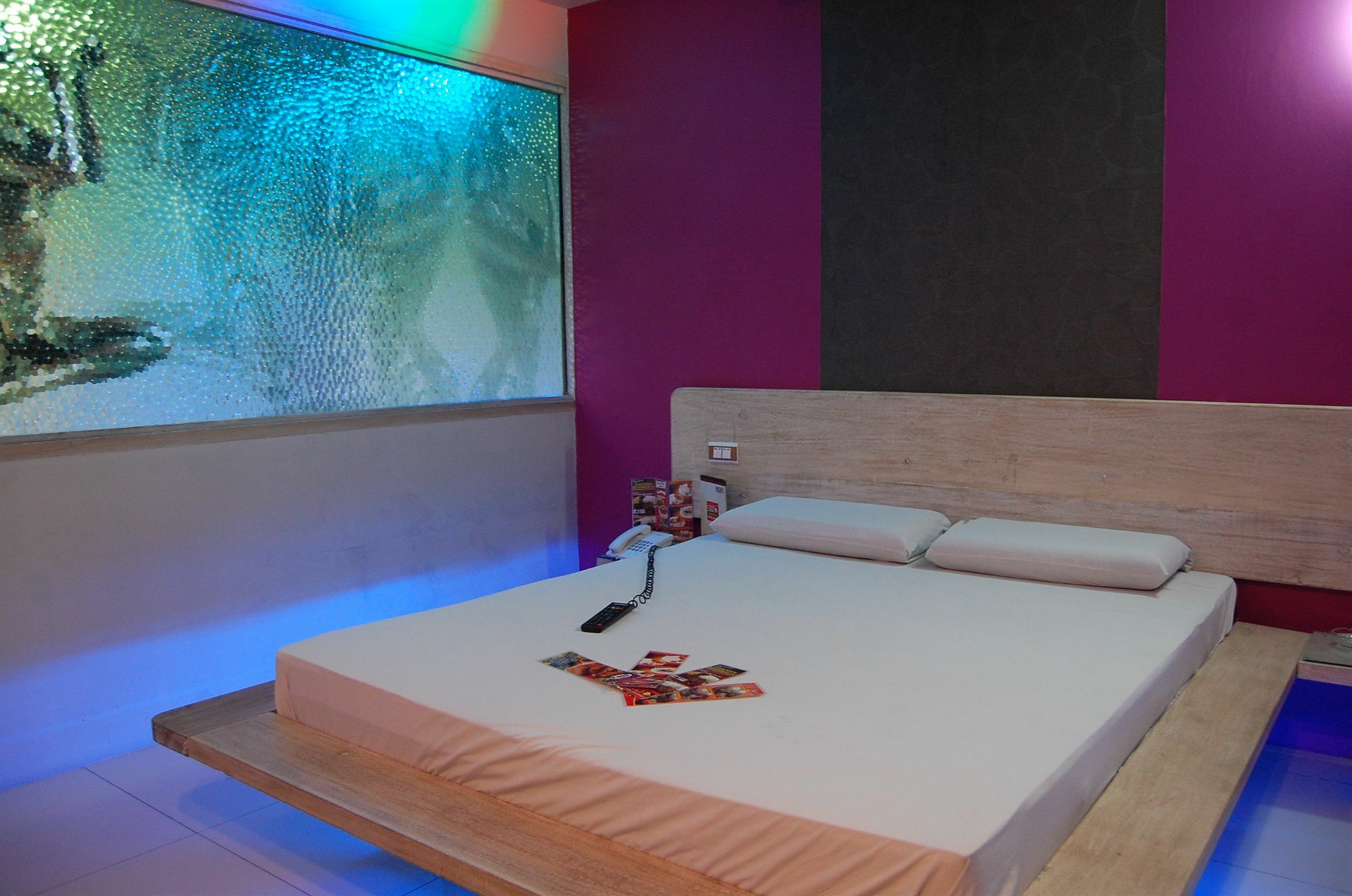 Hotel Sogo Tarlac Екстер'єр фото